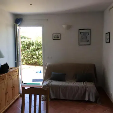 T4 Marine Sant'ambroggio Apartment