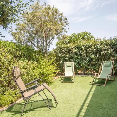 T4 Marine Sant'ambroggio 아파트 *